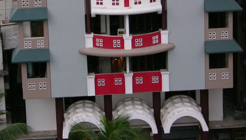 Hotel Millennium